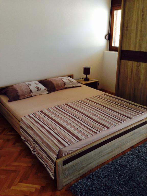 Apartments Svorcan Budva Kamer foto